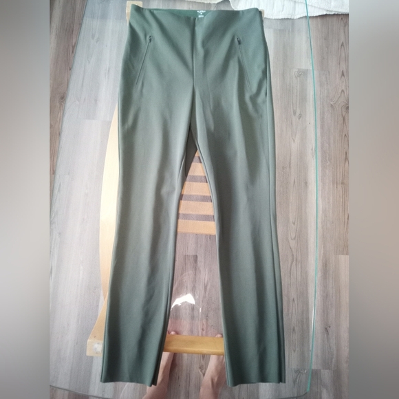 Banana Republic Olive Skinny Pants - Picture 1 of 4